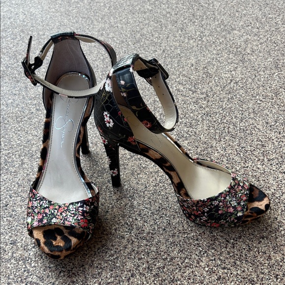 JESSICA SIMPSON Floral and Leopard Print High Heels - Picture 1 of 8